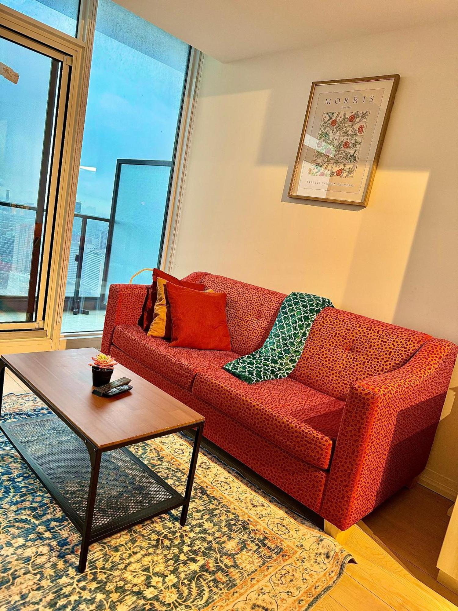 Elegant Condo Near Eaton Centre Mall Торонто Екстериор снимка